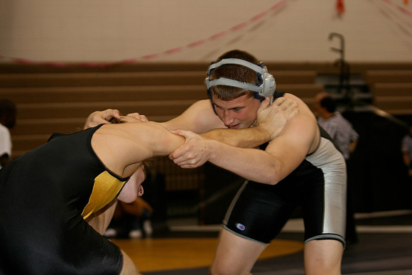 Wrestling MR Nov 08 - 17